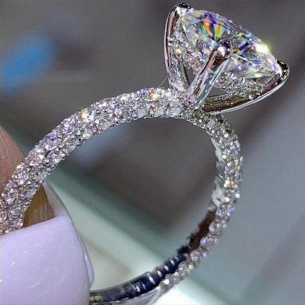 NEW 925 STERLING SILVER DIAMOND OVAL CUT RING